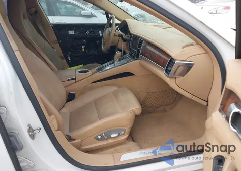 2012 Porsche Panamera 4 z USA, uszkodzony, nr VIN WP0AA2A70CL013973